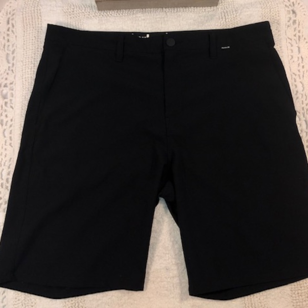 Hurley Men Liberty Flat Front Casual Walking Short